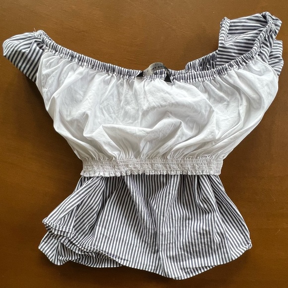 ☎️ Zara Basic Ruffle Sleeve Boat Neck Stripe Crop Top Tank - Picture 5 of 5